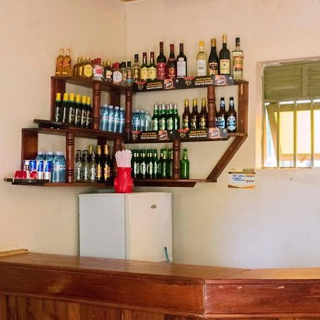 Palm World Hotels Mbarara ภายนอก รูปภาพ