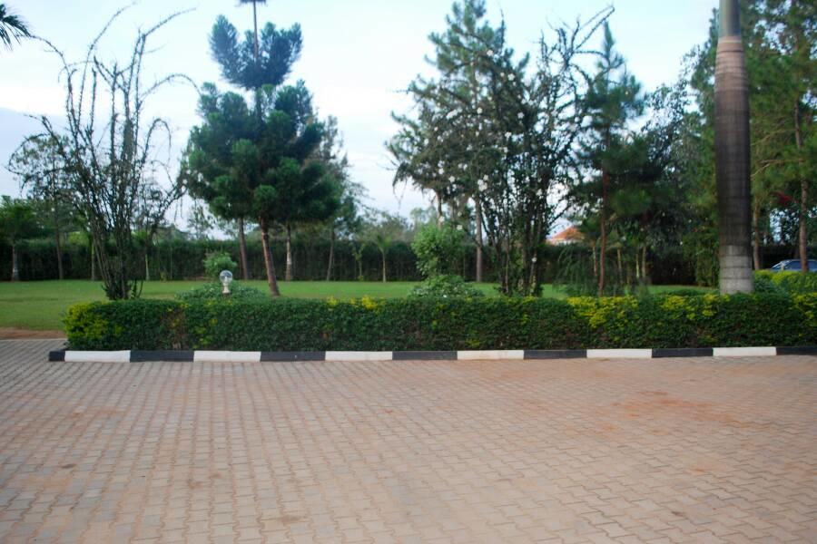 Palm World Hotels Mbarara ภายนอก รูปภาพ